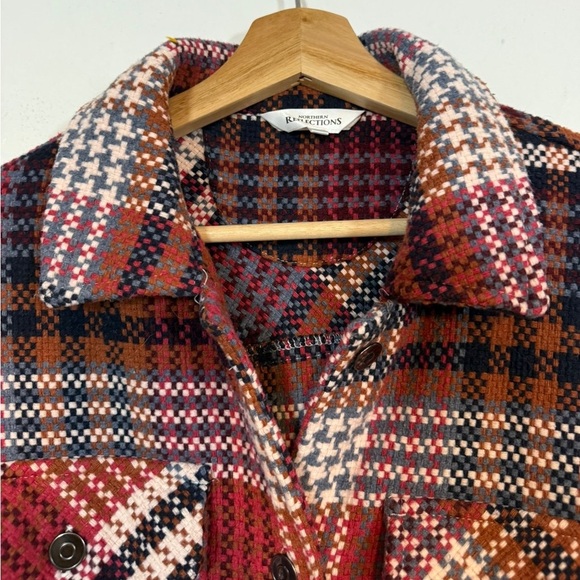 Northern Reflections Multicolor Plaid Shacket - Size M - Picture 8 of 9
